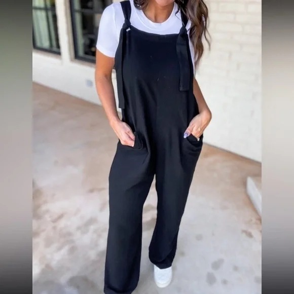 🖤 Fun One Black Jumpsuit - Picture 4 of 5